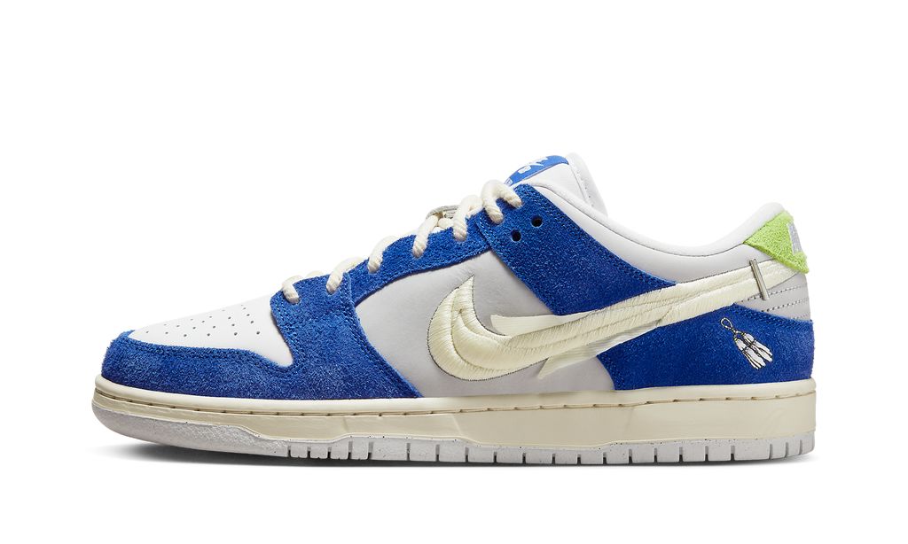 Nike SB Dunk Low Pro Fly Streetwear